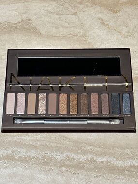 NWOB Limited Edition Urban Decay Original Naked